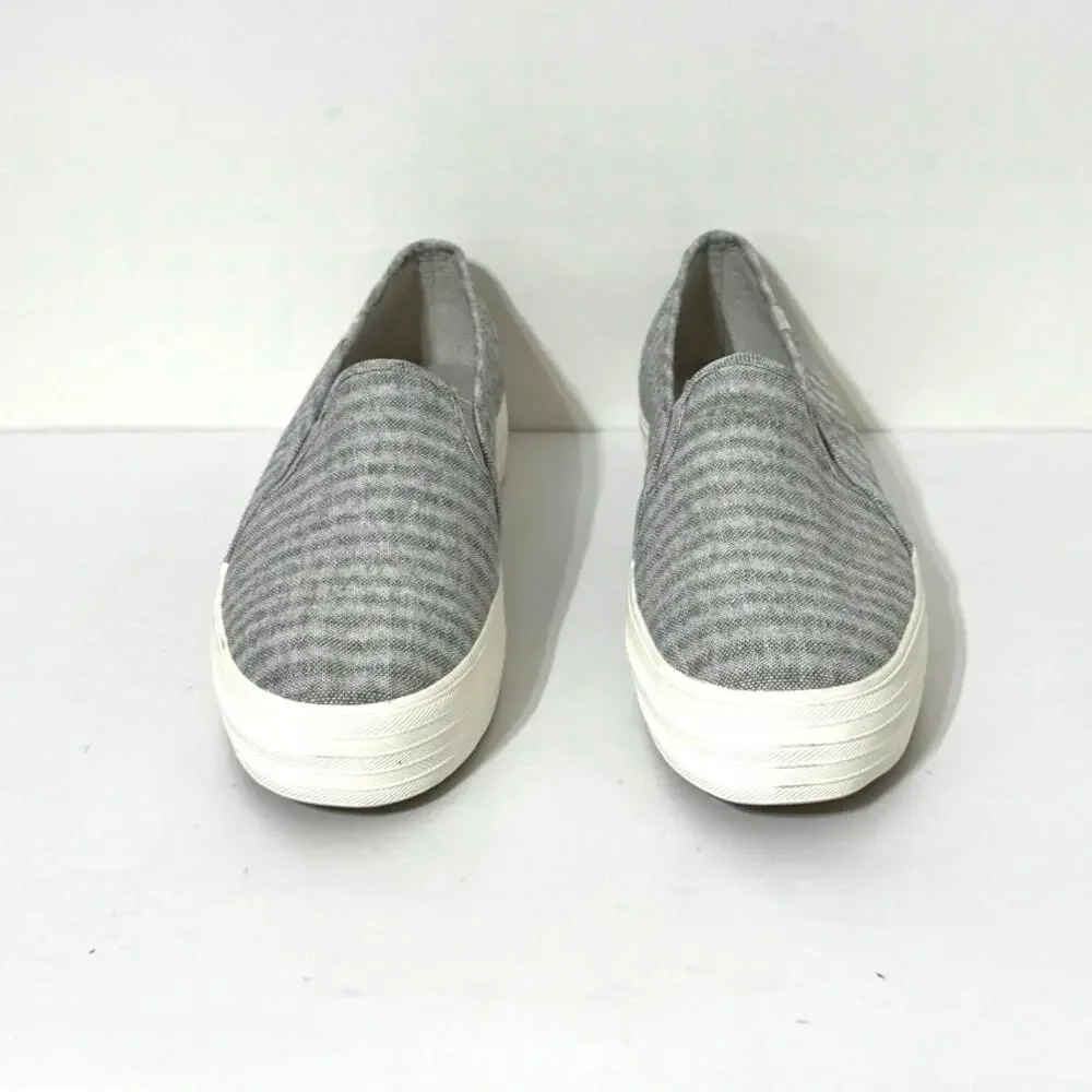 Keds Women's Triple Decker Subtle Chambray Stripe Sneaker Size 9.5